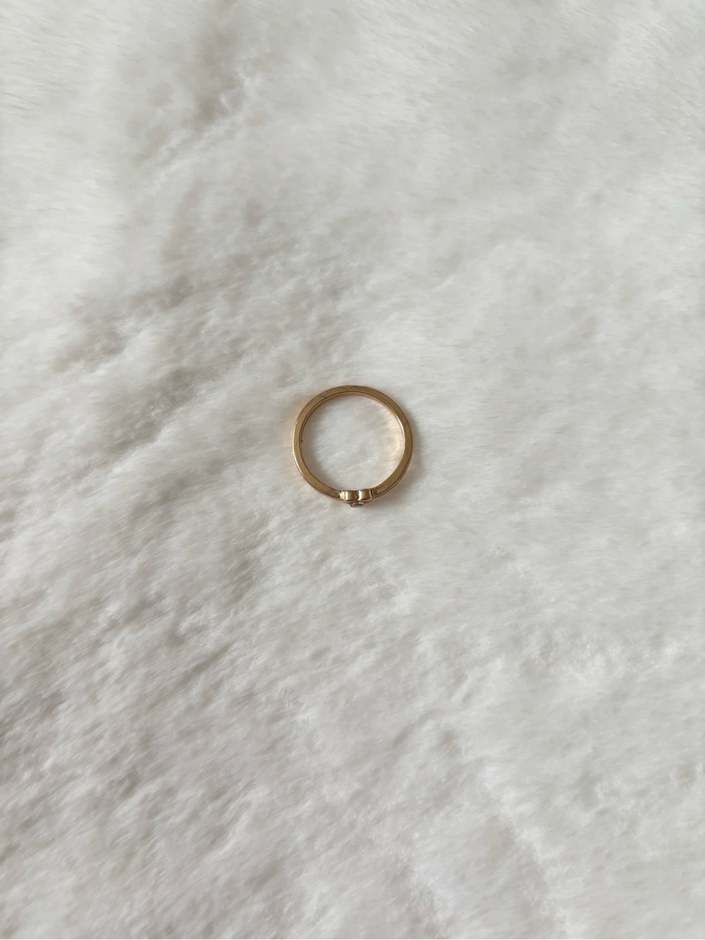 5/$8 🩷 MUST BUNDLE Minimalist Gold Solitaire Ring with Clear Stone - Picture 3 of 3